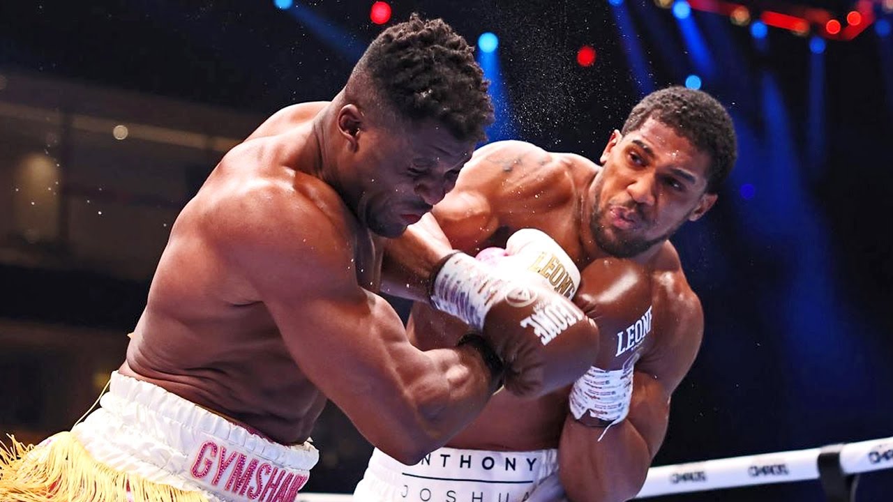 ANTHONY JOSHUA DESTROZA A FRANCIS NGANNOU Y DEJA CLARO QUE ES MEJOR BOXEADOR